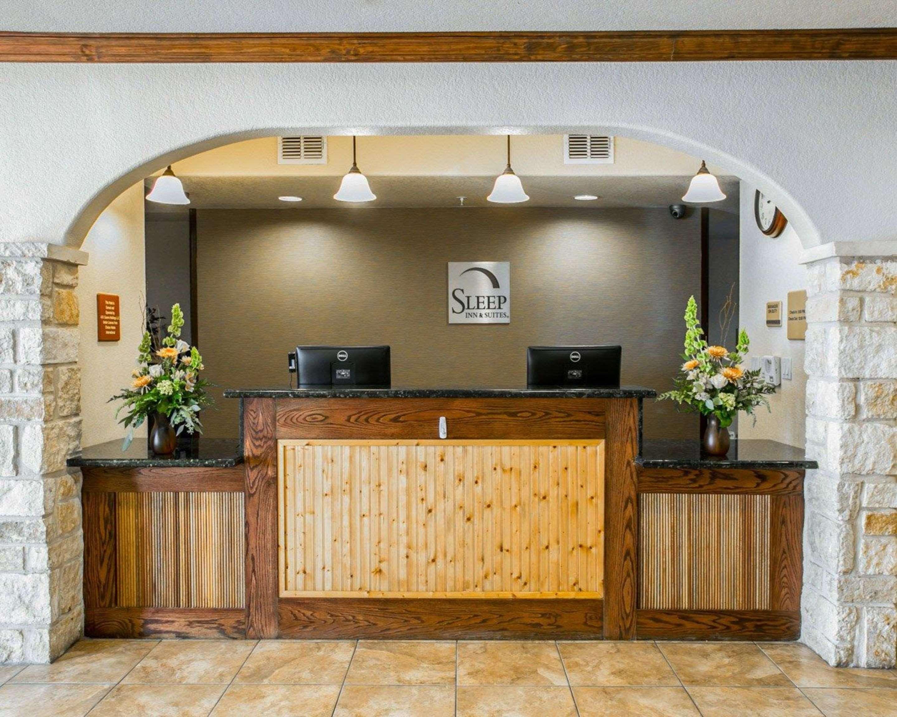 Sleep Inn & Suites Gonzales Near Palmetto State Park Екстериор снимка