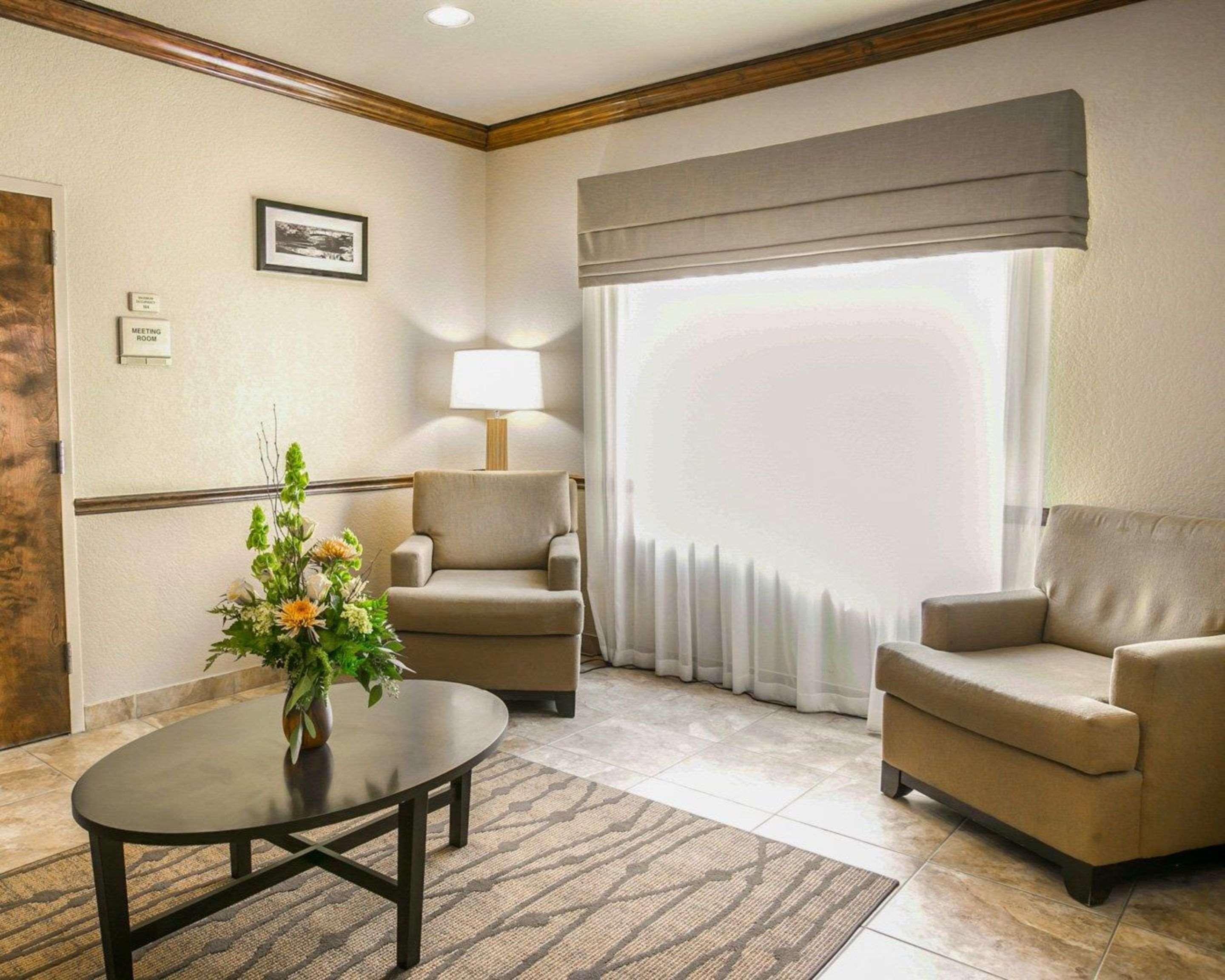 Sleep Inn & Suites Gonzales Near Palmetto State Park Екстериор снимка